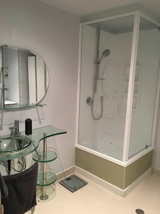 Outstanding Central Lambton Quay Apartment Веллінгтон Екстер'єр фото