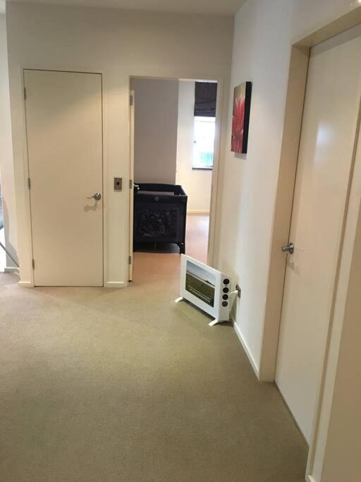 Outstanding Central Lambton Quay Apartment Веллінгтон Екстер'єр фото
